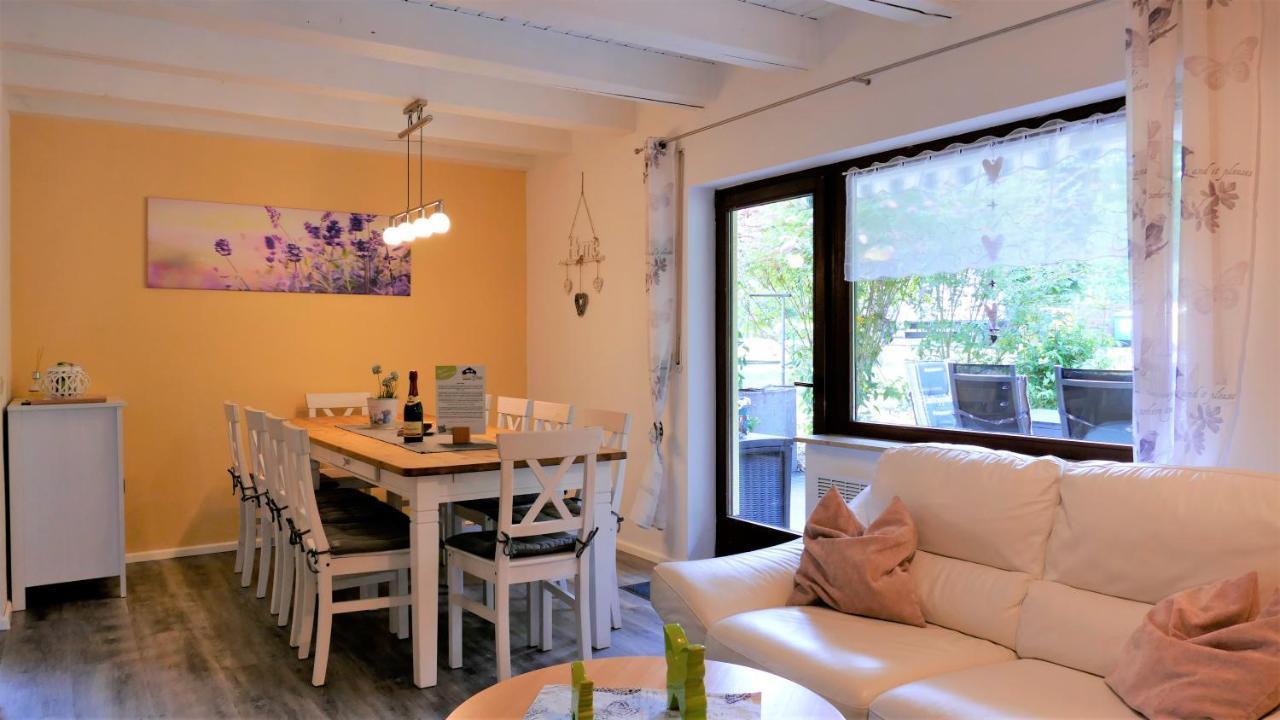 Helles Ferienhaus Im Landhausstil Fuer Bis Zu 10 Personen Frielendorf المظهر الخارجي الصورة