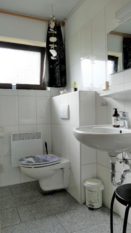 Helles Ferienhaus Im Landhausstil Fuer Bis Zu 10 Personen Frielendorf المظهر الخارجي الصورة